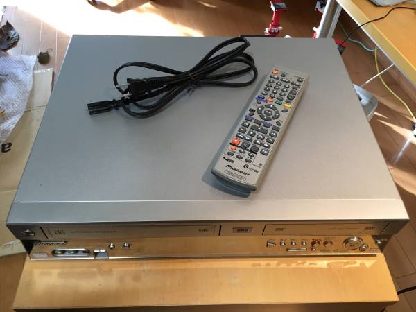 パイオニア HDD搭載VHS一体型DVDレコーダー DVR-RT7H 中古