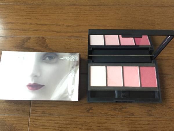 ほぼ新品 NARS 限定トゥルーストーリー チークパレット リップ無