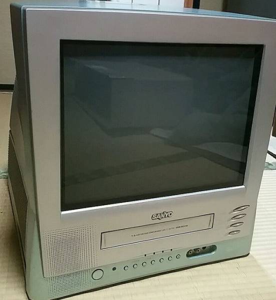 良品】 SANYO 15型テレビデオ C-15VT70（02年製ビデオデッキ)(ビデオ