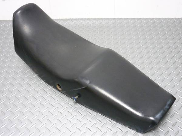 SRX250 51Y シート B94D80