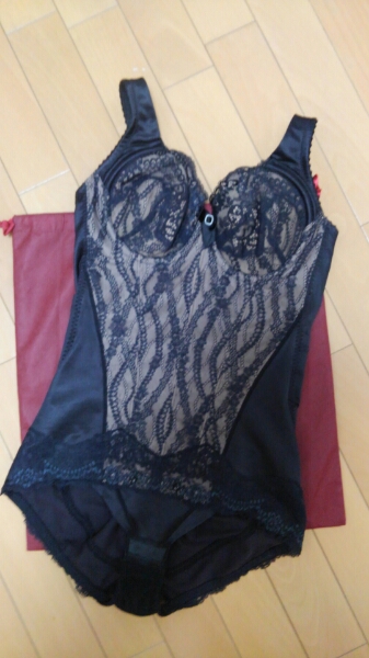 マルコ　デモニーク　ボディスーツC75LL　補正下着　産後に