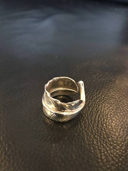 ゴローズgoros特大フェザーリング 美品】ゴローズ goro's 特大プレーンフェザーリング