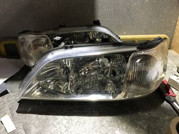 1/20-11　レジェンド　 KA9　 HID キセノン　ヘッドライト 　左右　 STANLEY P0014