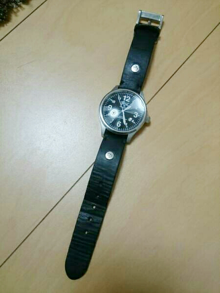 電池交換済み イルビゾンテ 腕時計 黒レザー 文字盤黒 メンズ用 送料無料