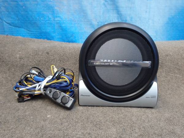 カロッツェリア　サブウーハー　TS-WX210A