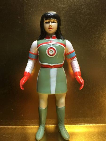 激レア】 ウルトラマンタロウ ZAT女性隊員 ソフビ 森山いずみ隊員 (C