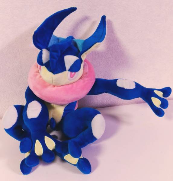 ポケモンセンター限定　ゲッコウガぬいぐるみ