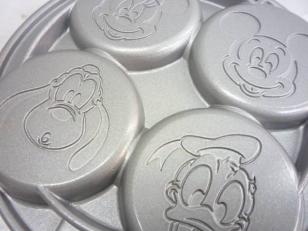 ディズニー プチホットケーキパン ミッキー ミニー ドナルド プルート フライパン 1030 一般 売買されたオークション情報 Yahooの商品情報をアーカイブ公開 オークファン Aucfan Com