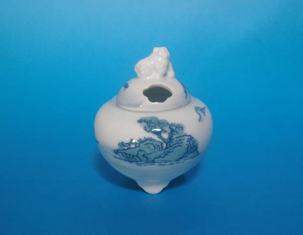 数量限定，大人気 有田焼 染付 山水文 龍峰作 香炉 古伊万里様式 吉窯 同梱r可 共箱(染付)｜売買されたオークション情報、yahooの商品情報をアーカイブ公開 - オークファン 伊万里、有田