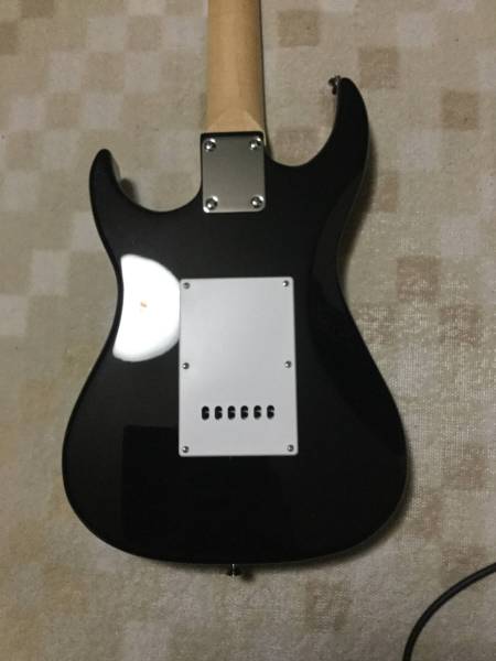 AXL GUITARS ( アクセルギターズ ) / AS-750-1/2 Black ストラト