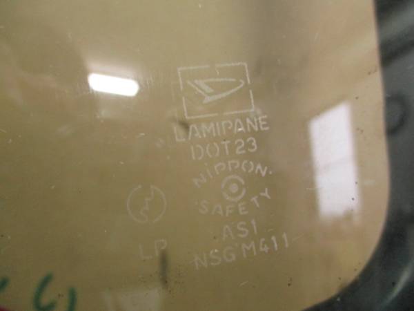 H10年　S110P ハイゼット　フロントガラス　硝子　即決！！ゴム枠付　S100P 　ダイハツ純正