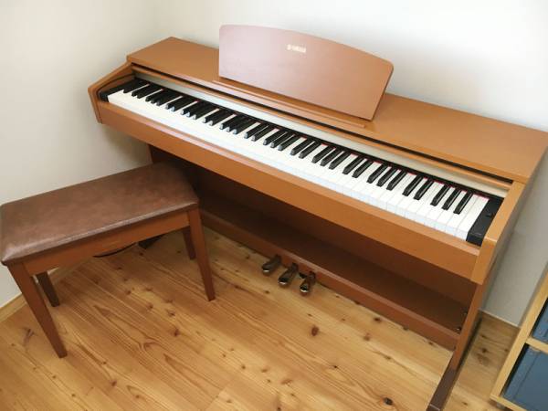 美品 YAMAHA 電子ピアノ J-9000 ヤマハ デジタルピアノ(ヤマハ)｜売買 