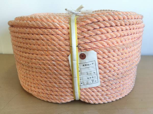 ◇ 新品 未使用品 混撚ロープ トラック 積み込み ロープ 外径12mm 長さ200m 12×50m ◇