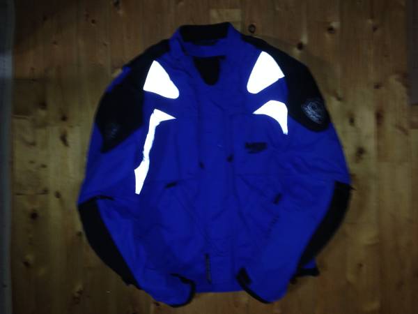 ARLENNESS アレンネス　ナイロン３シーズンジャケット　ブルー　送料無料