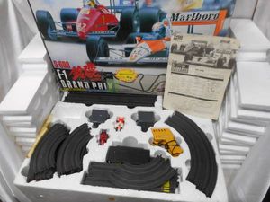 スーパーサーキットのYahoo!オークション(旧ヤフオク!)の相場・価格を