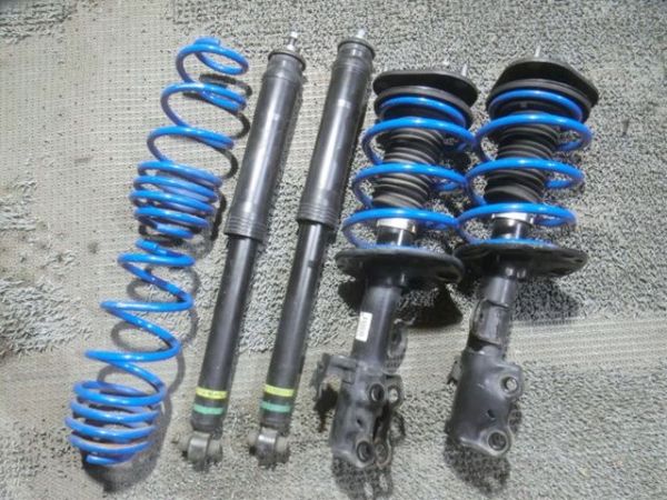 激安!】NZE151N カローラ ルミオン 純正 ショック 社外 ダウンサス付き