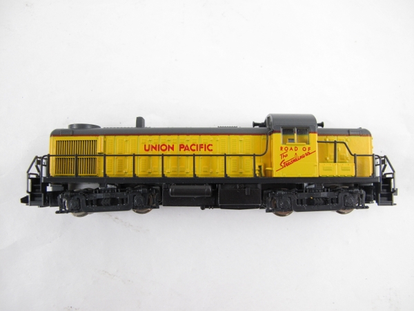 KATO 17708 RS-3 Amtrak ディーゼル機関車 外国車両 鉄道模型 Nゲージ