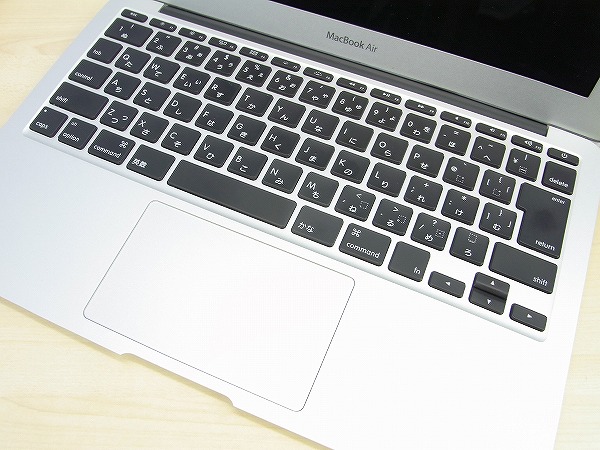 27518-1]訳有☆Apple MacBook Air (11-inch， Mid 2011) MC968J/A 