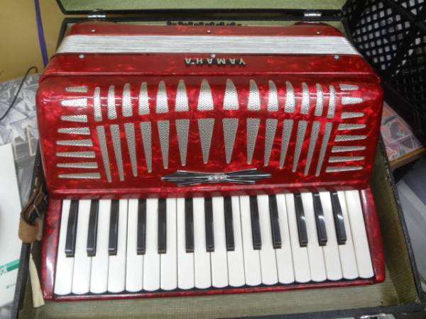アコーディオン 21ベース YAMAHA YA-21 32鍵盤 - ヤマハ メルカリ の 
