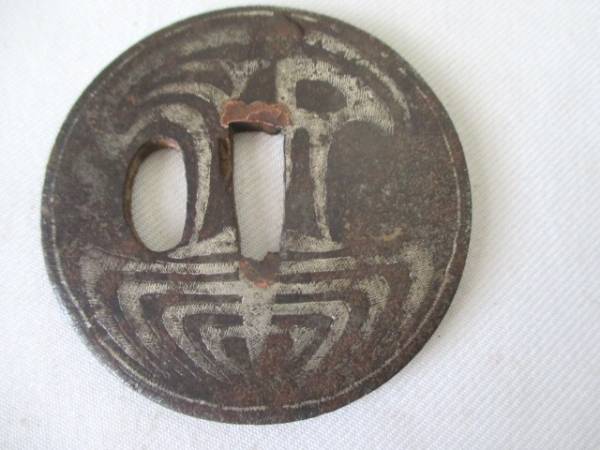 TA8589◆時代拵え/短刀鍔/鉄/銀象嵌竜の図/鍔