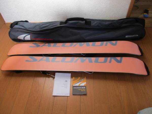 サロモン　SALOMON スノーブレード　SB TEN SALOMON サロモン スノーブレード SB Ten ケース付き 中古