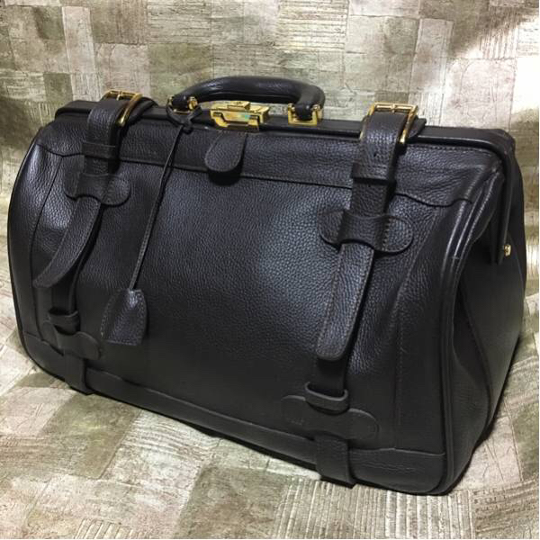 美品！最高級 ラグジュアリー 上質肉厚レザー高価 98，000円！ボストンバック ダークブラウン 鍵付き