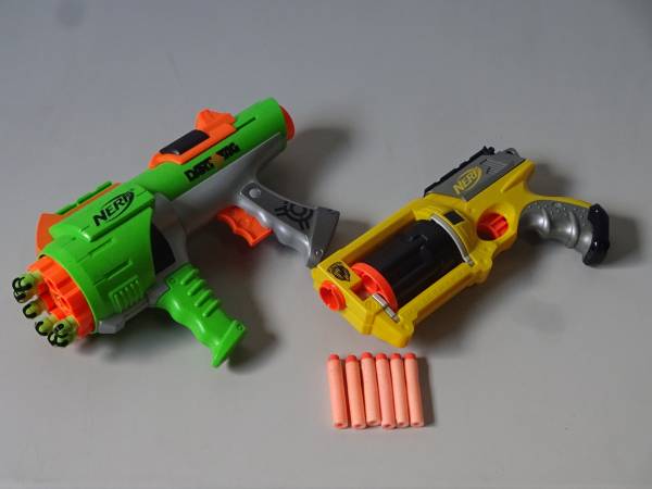 ☆★NERF ナーフ 2丁セット 玩具 銃 NERF DARTTAG / NERF MAVERICK REV-6 動作確認済み ★☆E0002