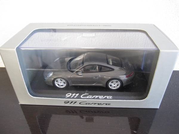 ポルシェ純正 ミニチャンプス ポルシェ911 カレラ 1/43