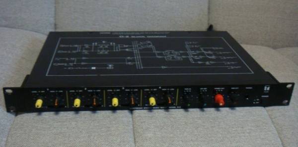 1U ラックミキサー TOA STEREO ELECTRONIC MUSIC MIXER 値下げしました