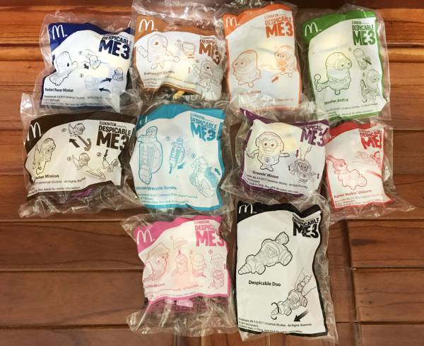 17 台湾限定 マクドナルド ミニオンズ ハッピーセット ミニオン 全10種 怪盗グルーのミニオン大脱走 マクドナルド 売買されたオークション情報 Yahooの商品情報をアーカイブ公開 オークファン Aucfan Com