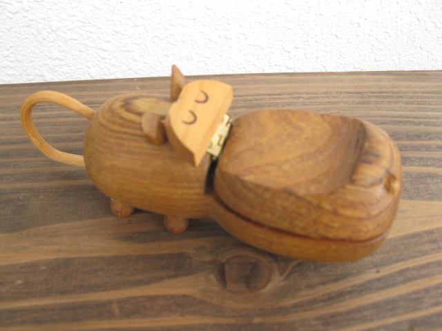 激安大特価，新品 木製 かば 木製置物 カイボイスン Ｋａｙ ｂｏｊｅｓｅｎ(アラビア)｜売買されたオークション情報、yahooの商品情報をアーカイブ公開 - オークファン アラビア