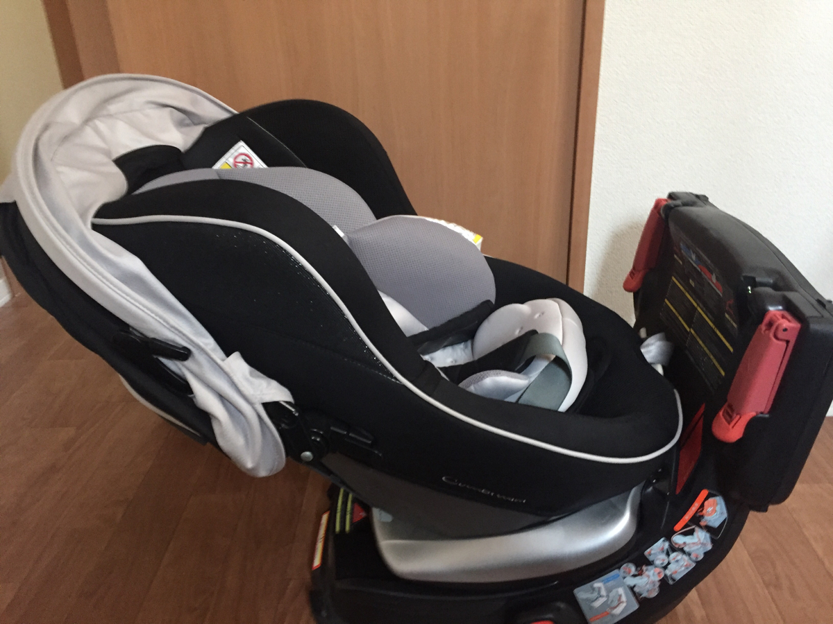 クルムーヴ スマート ISOFIX エッグショック tete a tete （バースデイ