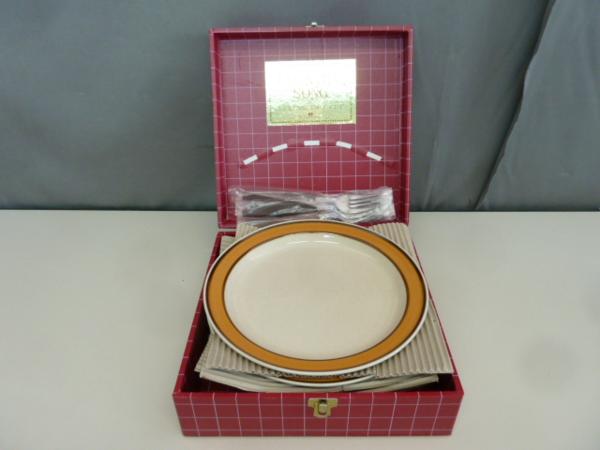 AA-4816　sango　サンゴ　カントリーソング　24cm　プレート　5枚セット　フォーク付き