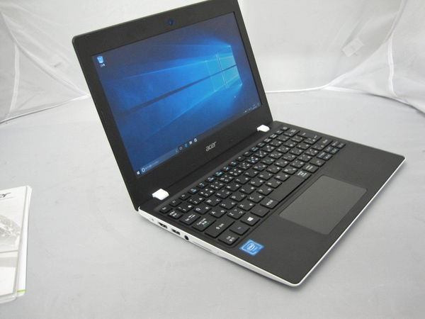 Acer ノートパソコン AO1-132Series N16Q9 美品 Acer Aspire One AO1