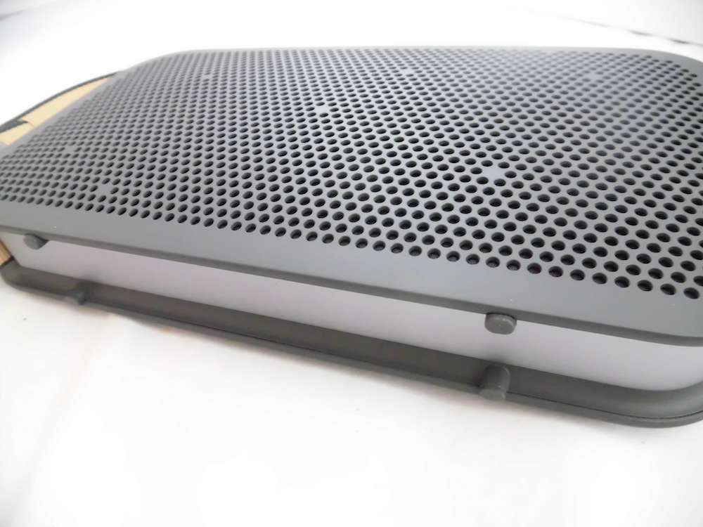 ●B&O Play Beoplay A2 Active ワイヤレススピーカー Bluetooth4.0対応 ストーングレイ 【国内正規品】●