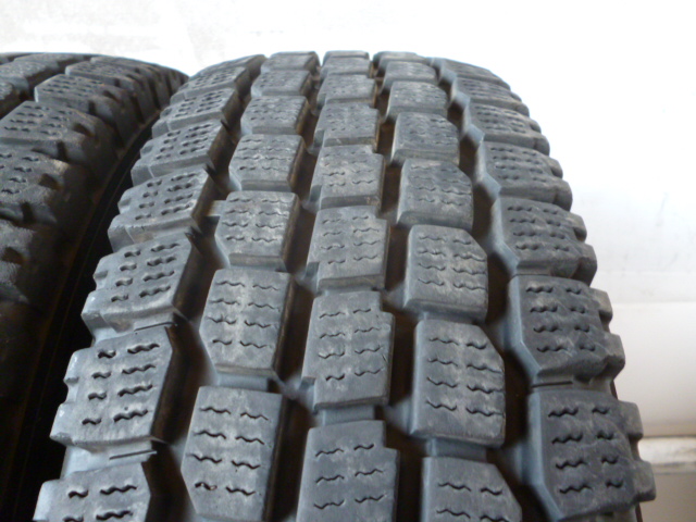 175r14 W1554☆中古タイヤ☆175R14LT 8PR 冬4本価格！ヨコハマ SY01 