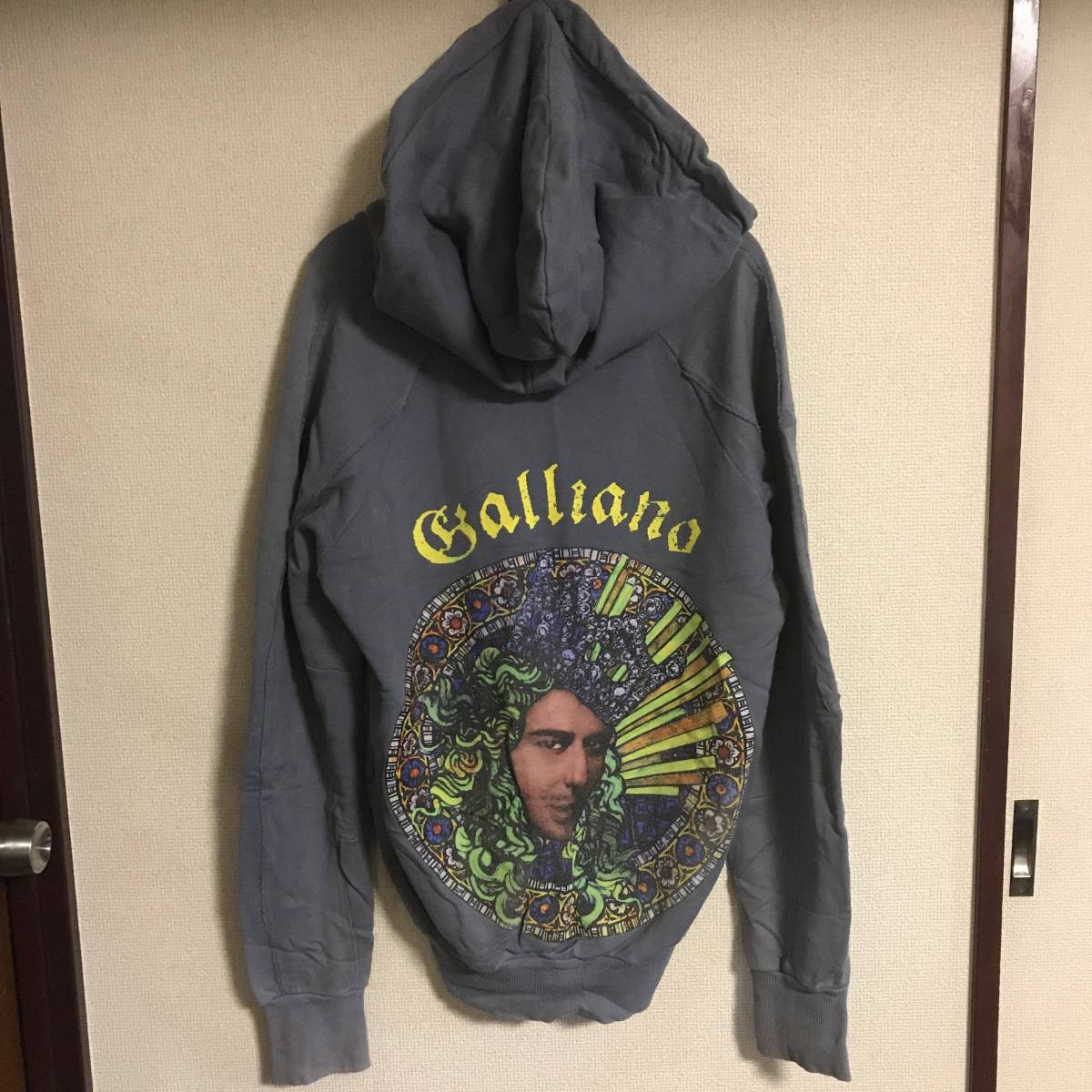 JOHN GALLIANO パーカー 美品 Mサイズ John Galliano パーカー