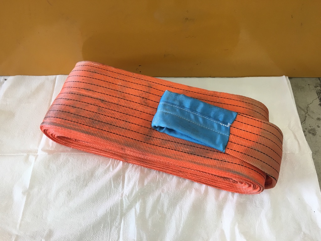 【米軍放出】荷物ベルト 吊り上げベルト スリングベルト 全長15Mx幅29㎝ 荷重10t AI28F