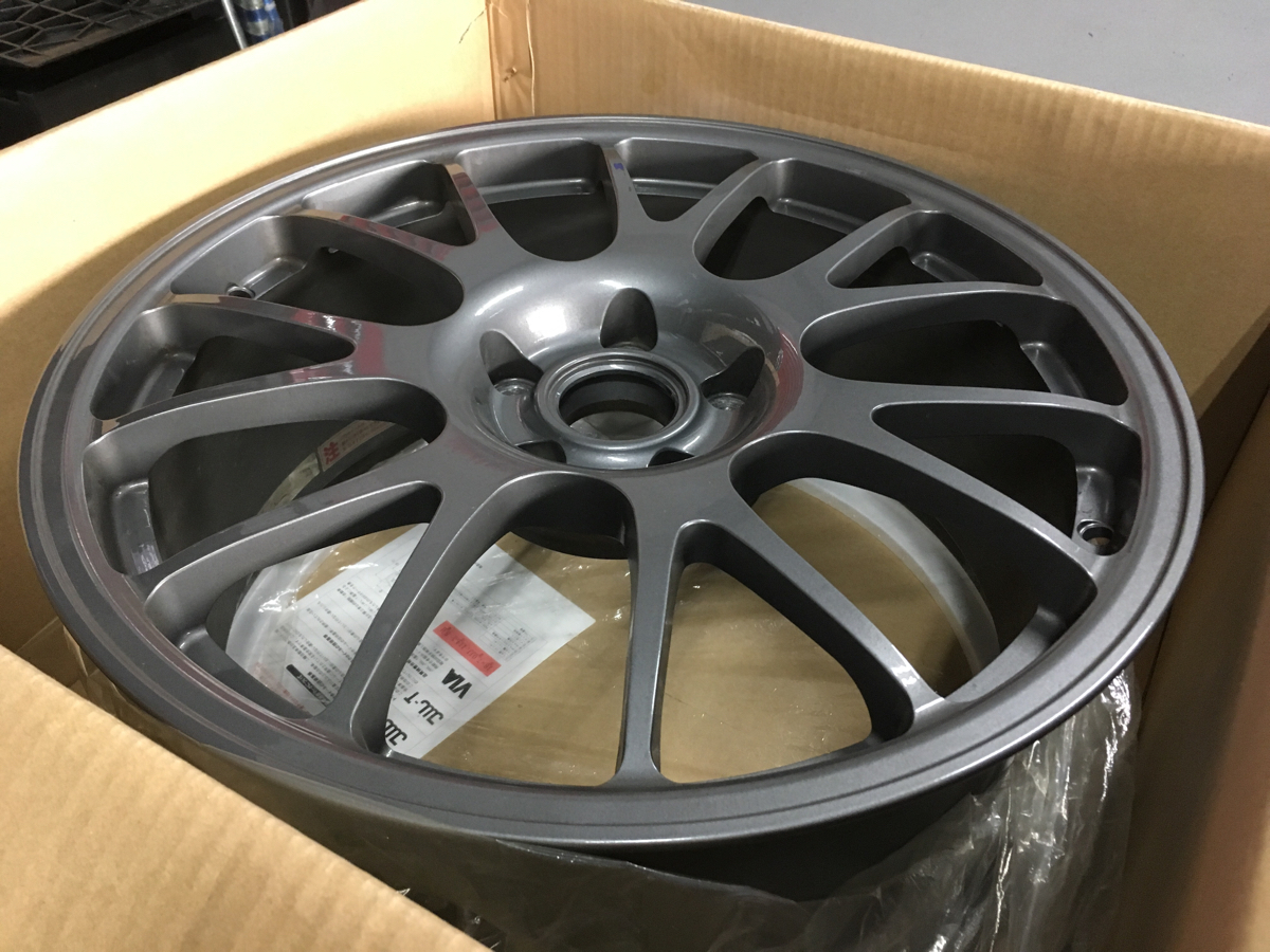 AME シャレン 18インチ AME SHALLEN シャレン 18×8J +43 PCD114.3 5穴 