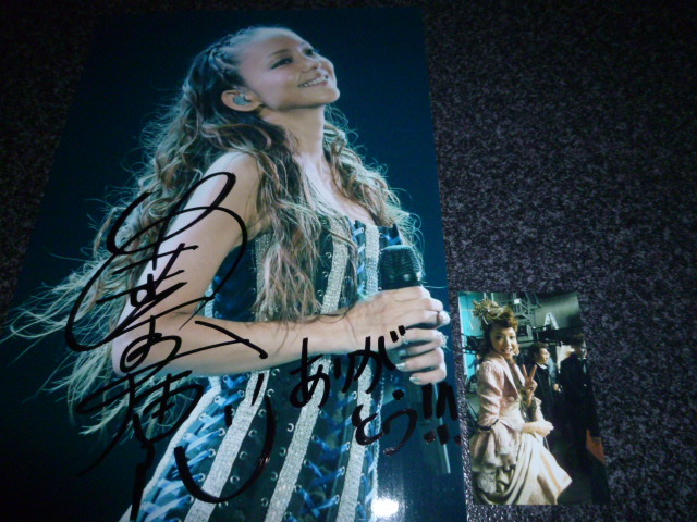 非売品 安室奈美恵 Live実使用 Cm 私服 直筆サイン コメント書き込入手困難 リハーサル汗だし レアフォット入手困難 サイン 売買されたオークション情報 Yahooの商品情報をアーカイブ公開 オークファン Aucfan Com