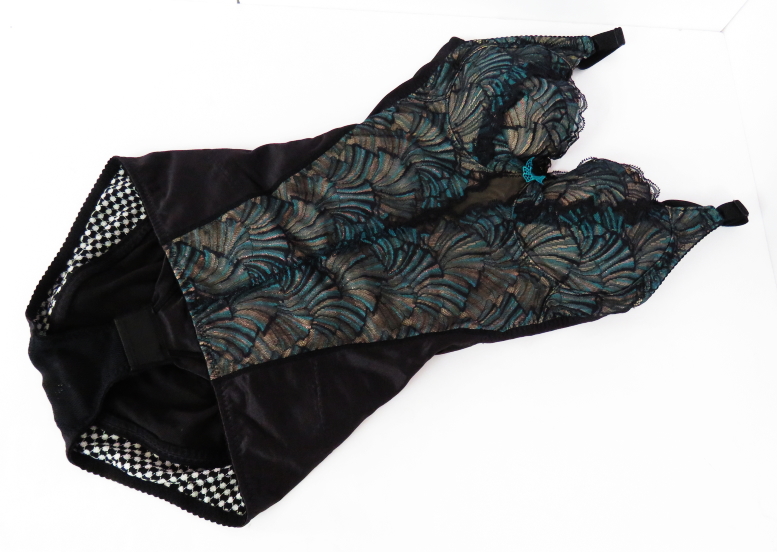 中古美品 マルコ カリーユ メールブルー ボディスーツ D65S