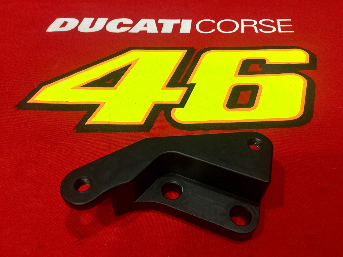 XR100モタード XR50モタード APE100D キャリパーサポート ブレンボ 40mm用