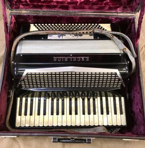 EXCELSIOR》エキセルシャー アコーディオン 【model 310】ジャンク品です。