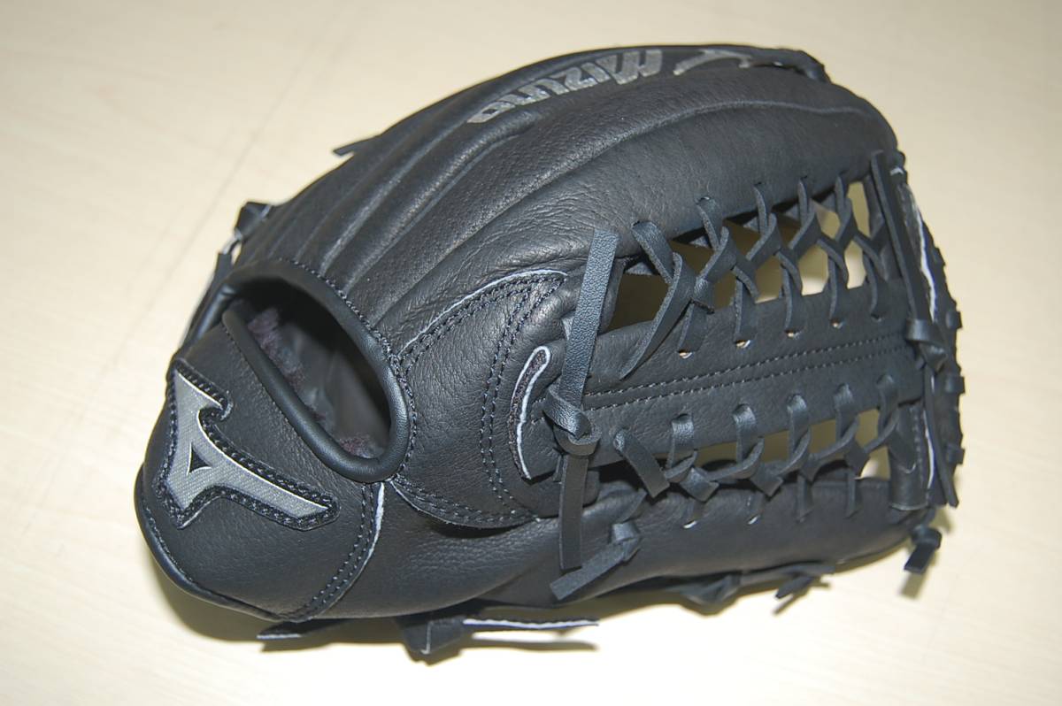 ソフトボール用グラブ/ミズノ/ブラック/黒/右投げ用/オールラウンド/一般用/5400円即決
