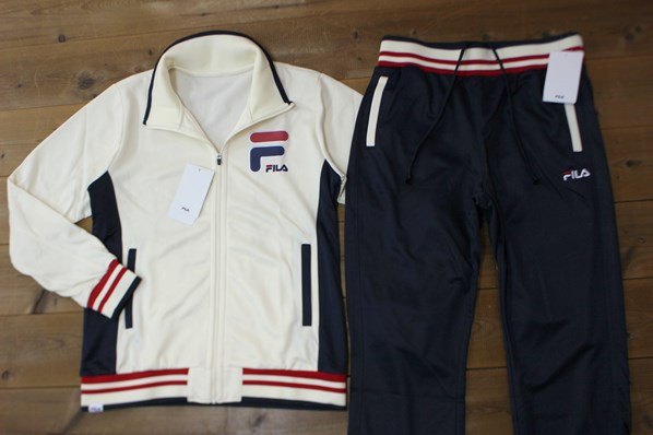 ★送料無料(税抜12000円以上) FILA フィラ レディース 裏起毛 保温 UVカット ジャージ上下セット アイボリー紺[SET446630-OWNV-L]一 五★
