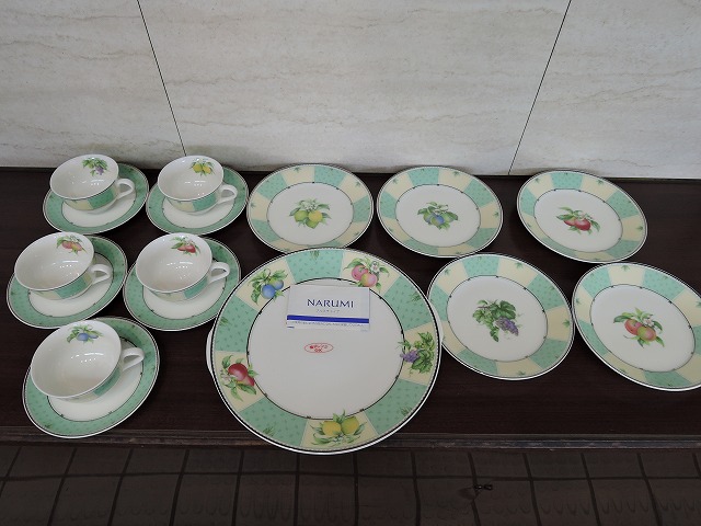 フローラルブティック ｜NARUMI(ナルミ) 食器セット 16ピース カップ