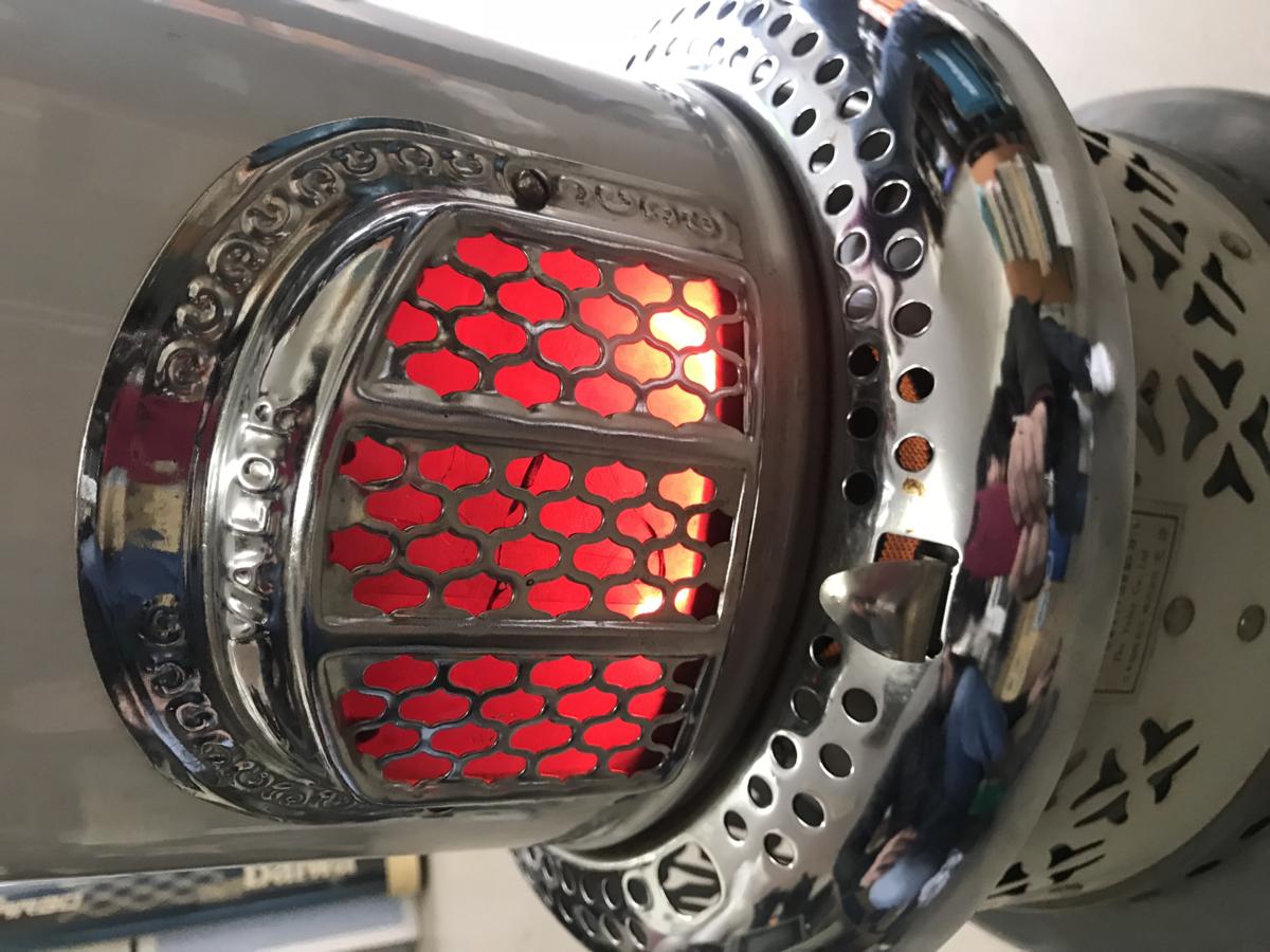 レア！】VALOR バーラー オイルヒーター No.525型 ストーブ レッド窓