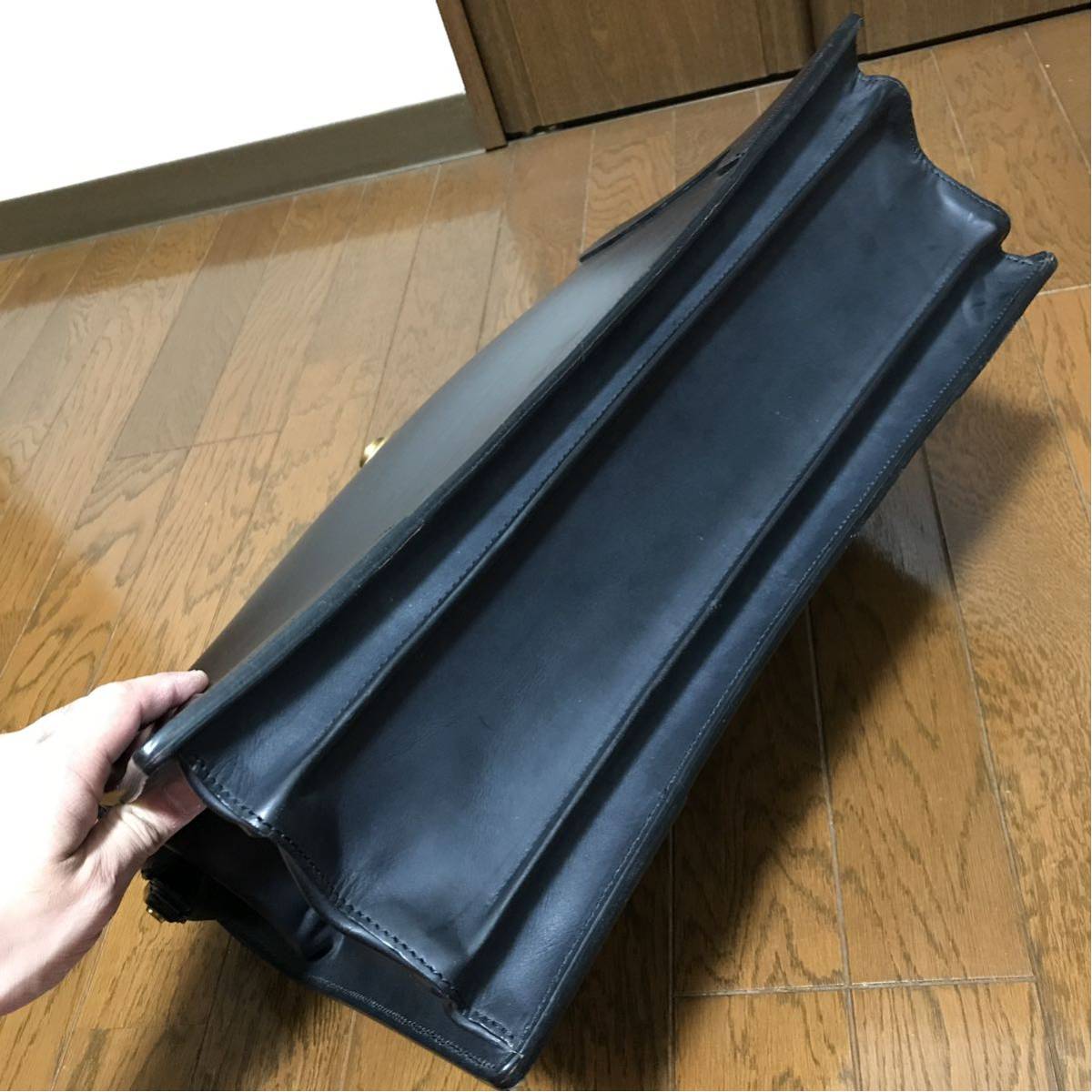 4回使用 万双 3つマチ ダレスバッグ ブライドル