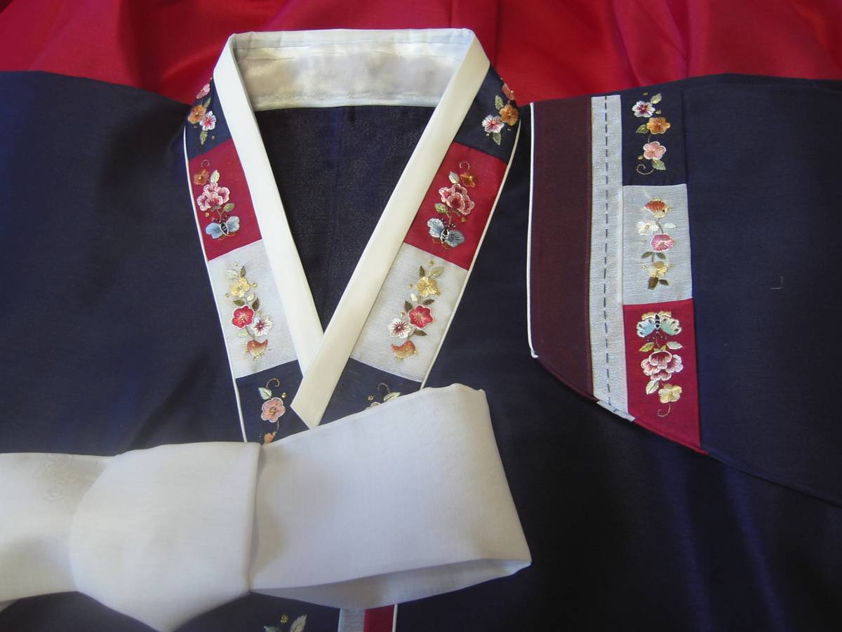 人気セール，最新作 韓服/B89cm/165cm/赤&times;紺/チマチョゴリ/立体パチワーク&times;刺繍入り(赤)｜売買されたオークション情報、yahooの商品情報をアーカイブ公開 - オークファン 赤