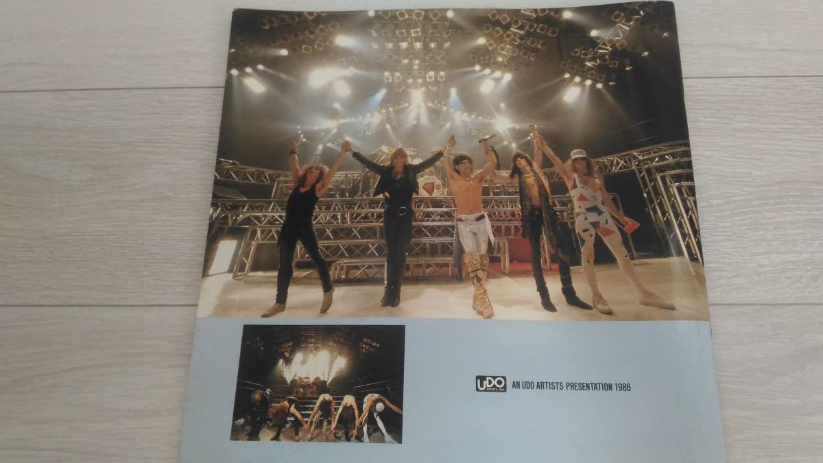ラット RATT 1986 ジャパンツアー パンフレット 当時物 レア の ラット RATT 1986 ジャパンツアー パンフレット 当時物 レア の